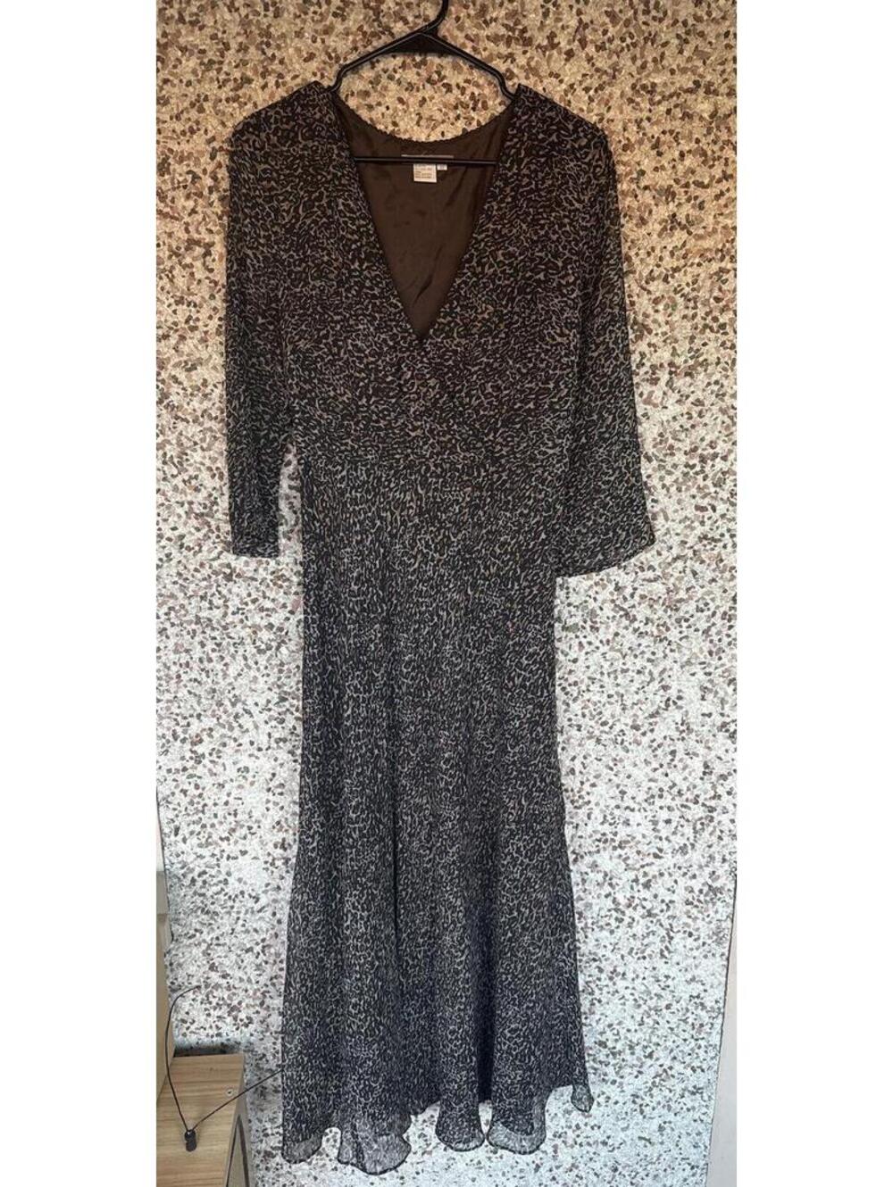 Isabella Bird 100% Silk Leopard Print Maxi Dress V-Neck Long Sleeve 12